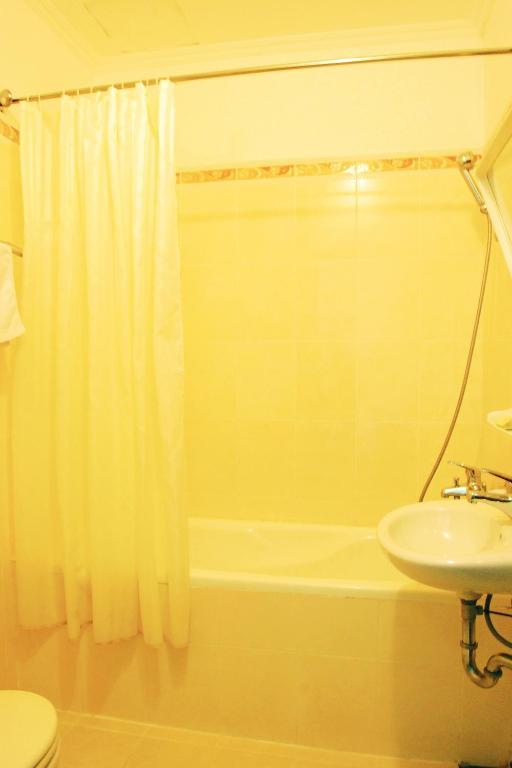 Than Thien - Friendly Hotel Хюе Номер фото