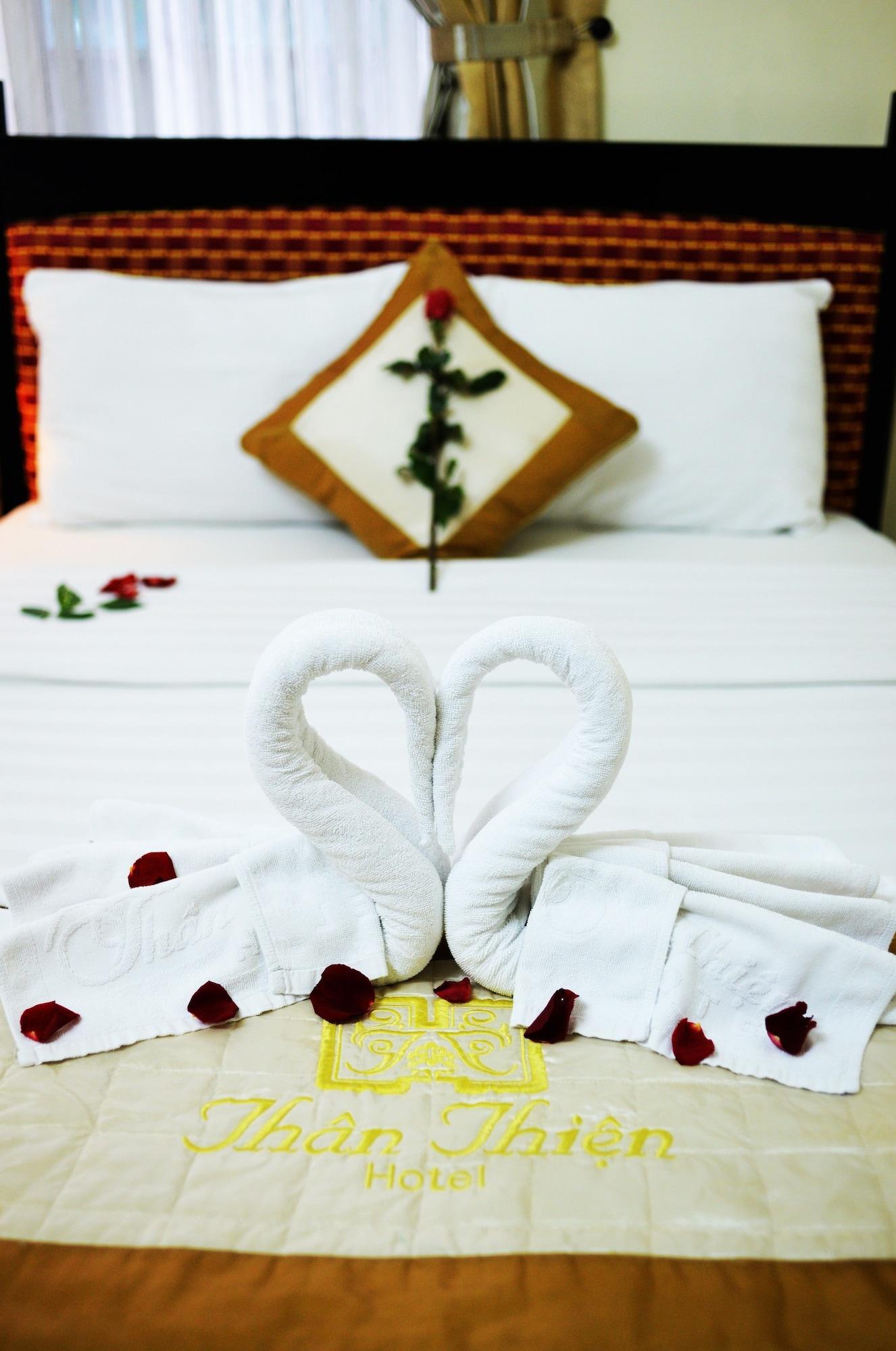 Than Thien - Friendly Hotel Хюе Екстер'єр фото
